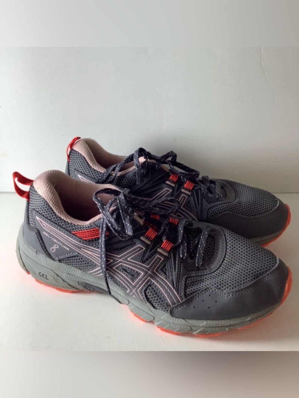 Asics Gel Venture 8 Women's Gray Athletic Running Shoes - Size 8.5